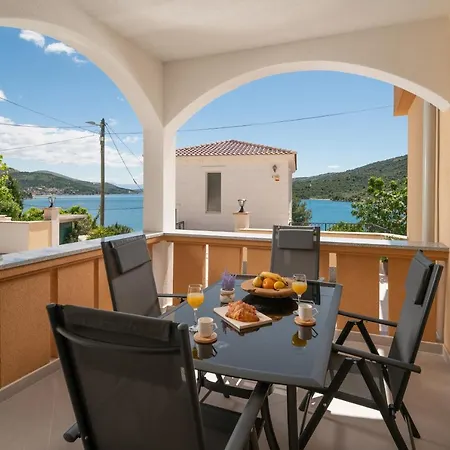 Apartament A