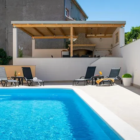 A Appartement *