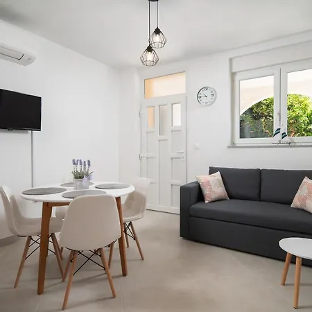 A Apartamento Marina (Bossoglina)